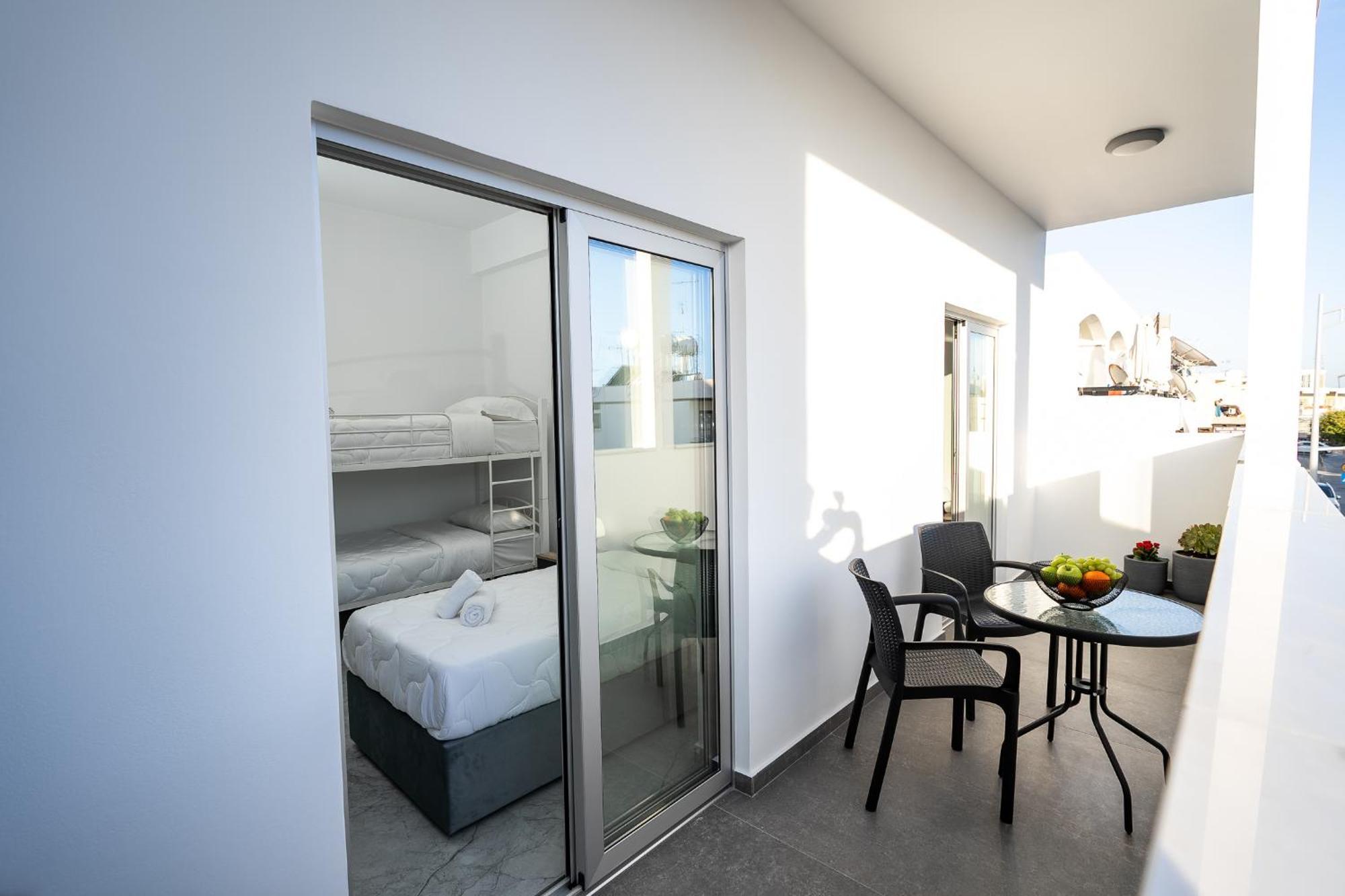 Spiros Luxury Apartments Айя-Напа Екстер'єр фото